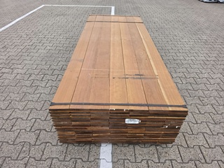 Ca. 63x Guyana Ipé Planken Geschaafd, 21x140mm, lengte 245cm